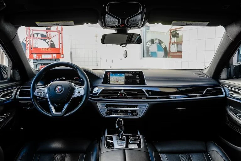 2022 BMW Alpina B7 - Image 10 of 17