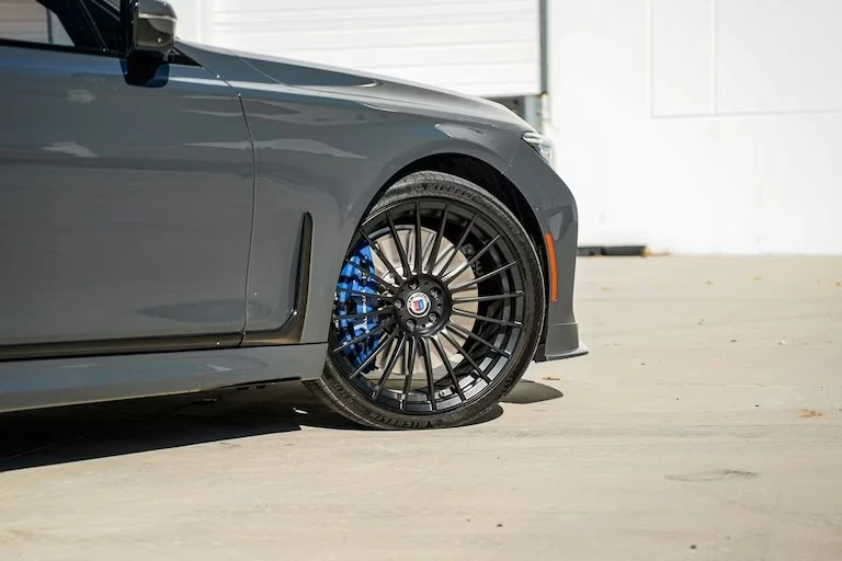 2022 BMW Alpina B7 - Image 5 of 17