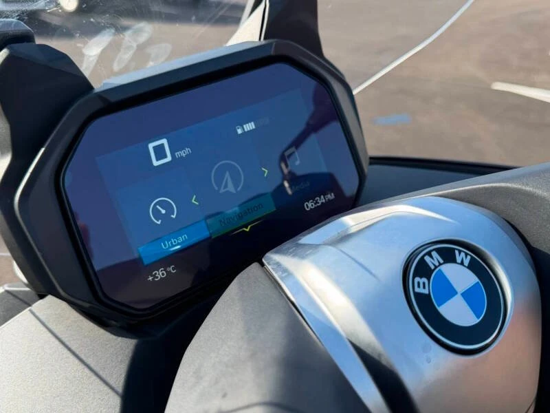 2022 BMW Motorcycles - Image 6 of 7