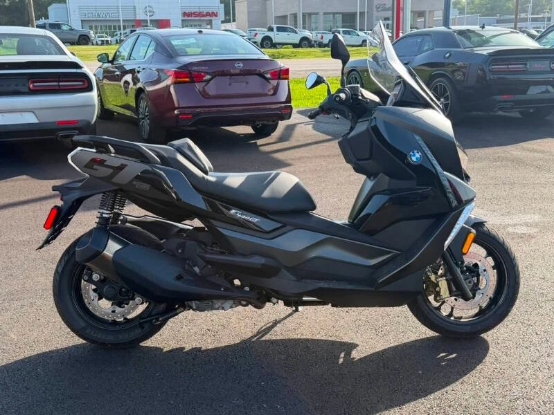 2022 BMW Motorcycles - Image 2 of 7