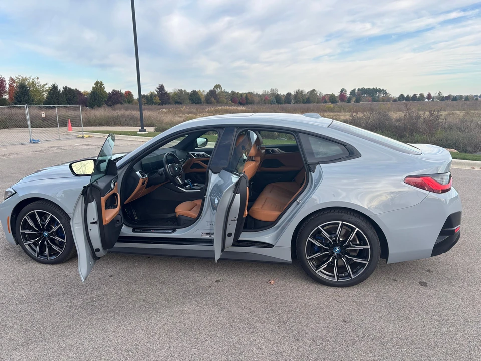 2022 BMW G26 i4 M50 - Image 13 of 31