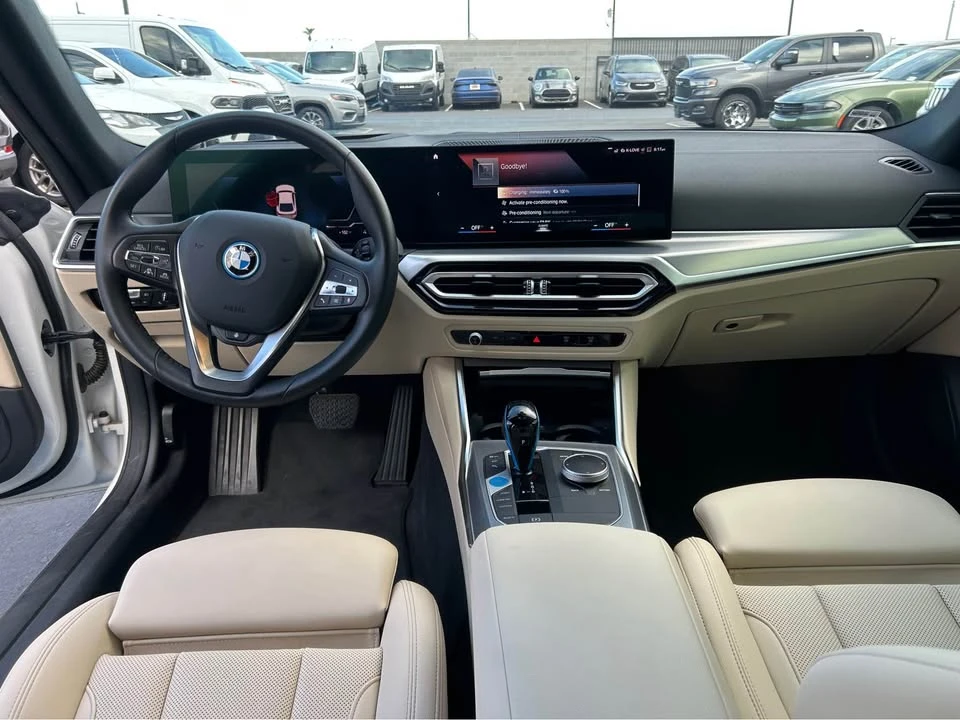 2022 BMW G26 i4 - Image 4 of 10