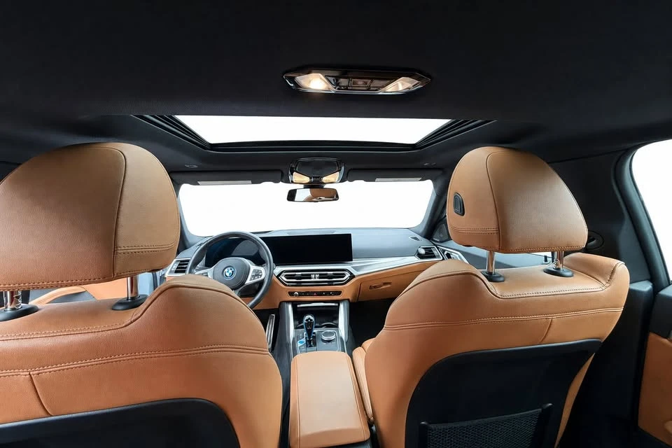 2022 BMW G26 i4 - Image 11 of 11