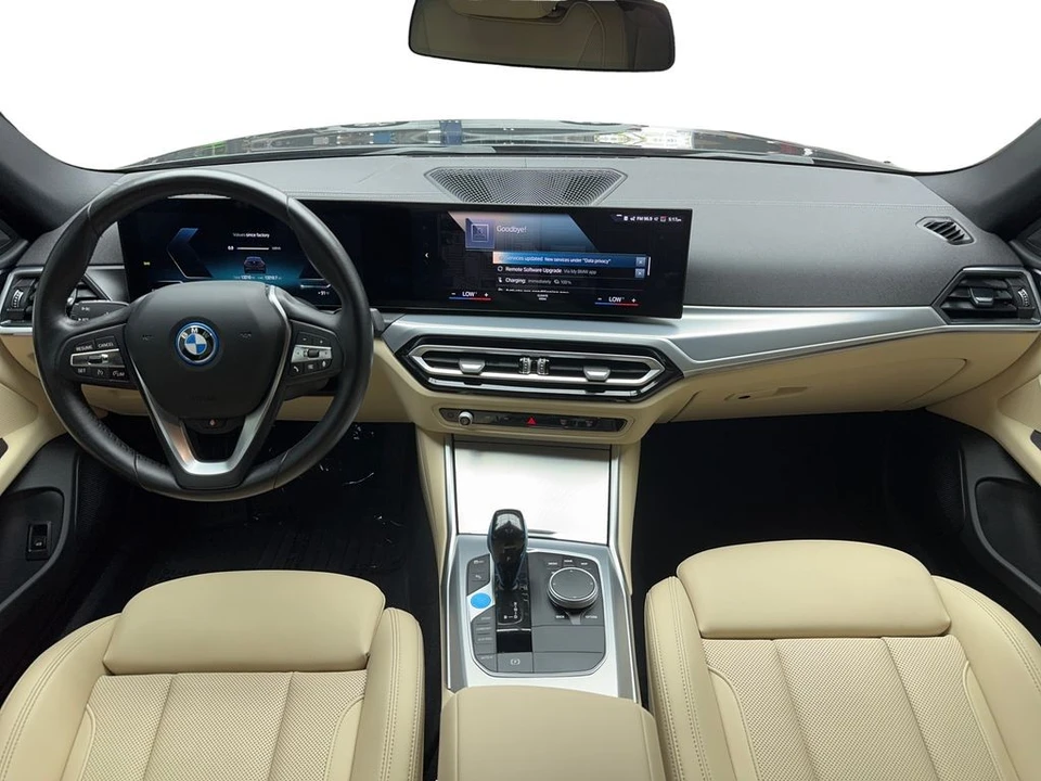 2022 BMW G26 i4 - Image 16 of 21