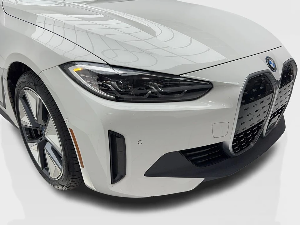 2022 BMW G26 i4 - Image 3 of 21