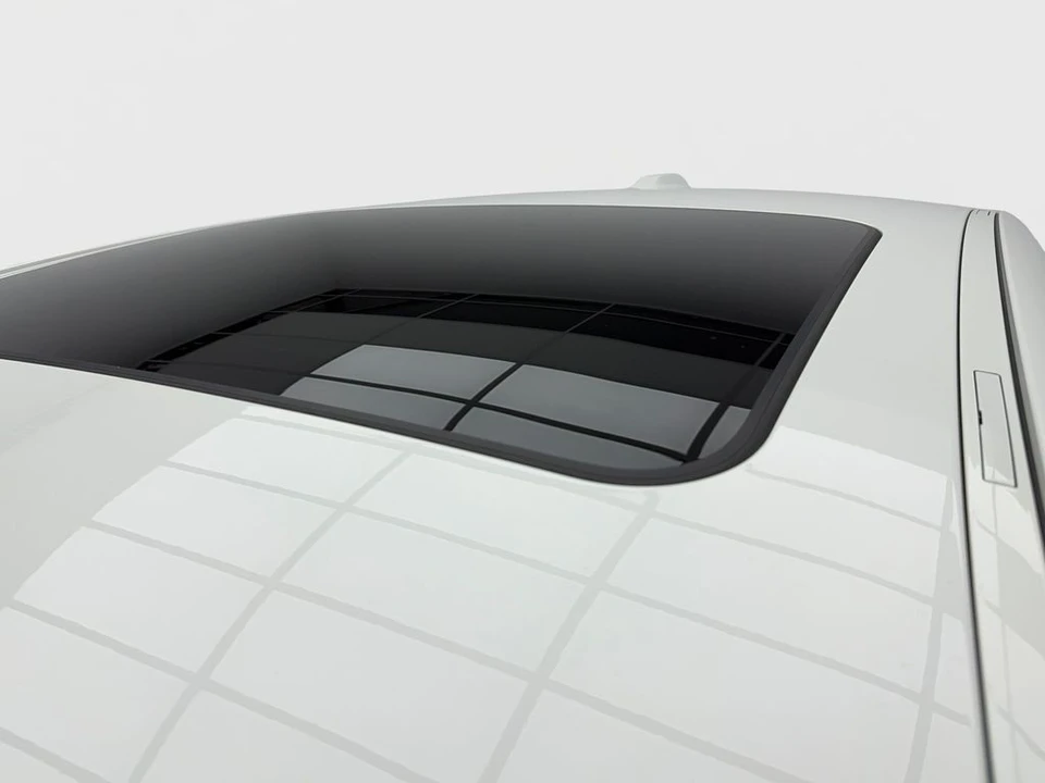 2022 BMW G26 i4 - Image 13 of 21