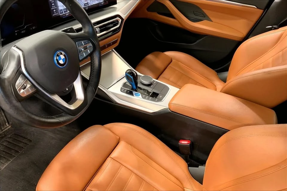 2022 BMW G26 i4 - Image 11 of 19
