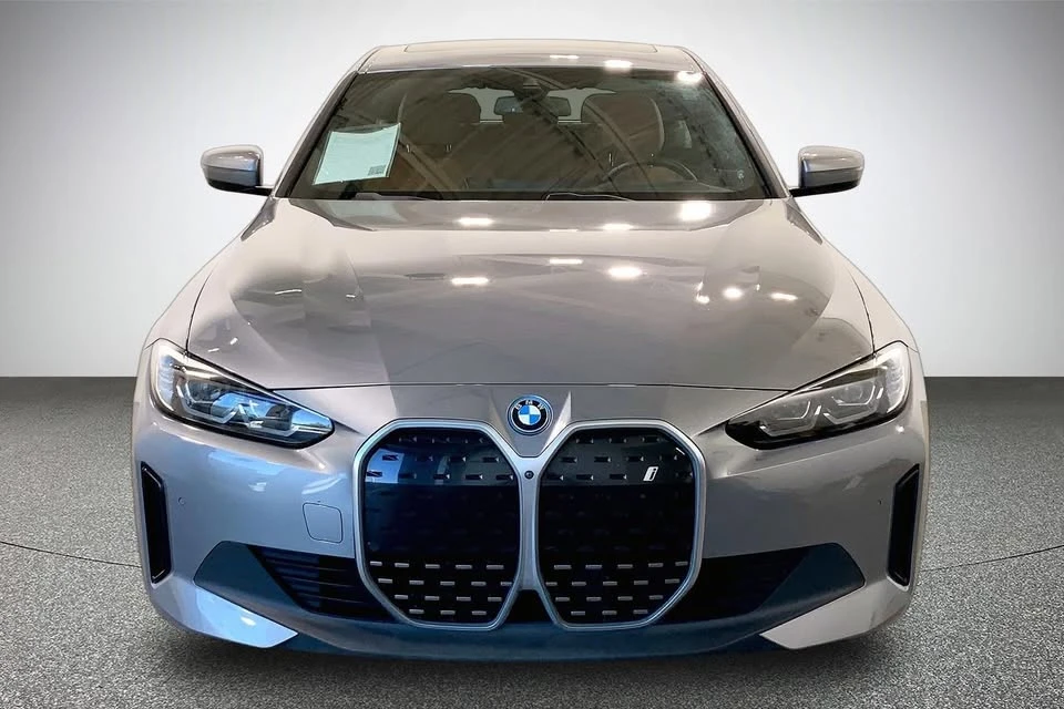 2022 BMW G26 i4 - Image 2 of 19