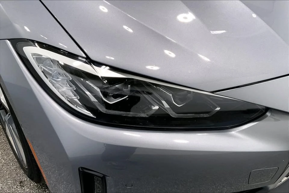 2022 BMW G26 i4 - Image 17 of 19
