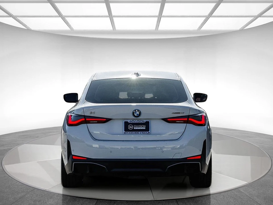 2022 BMW G26 i4 - Image 3 of 12