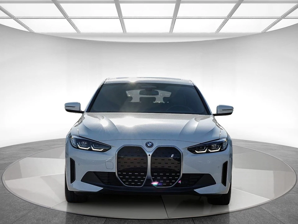 2022 BMW G26 i4 - Image 6 of 12