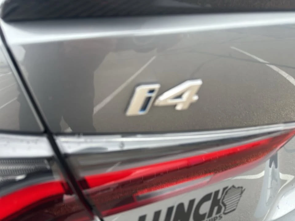 2022 BMW G26 i4 - Image 8 of 9