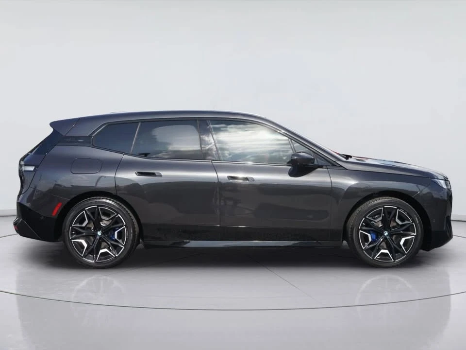 2022 BMW I20 iX - Image 3 of 17