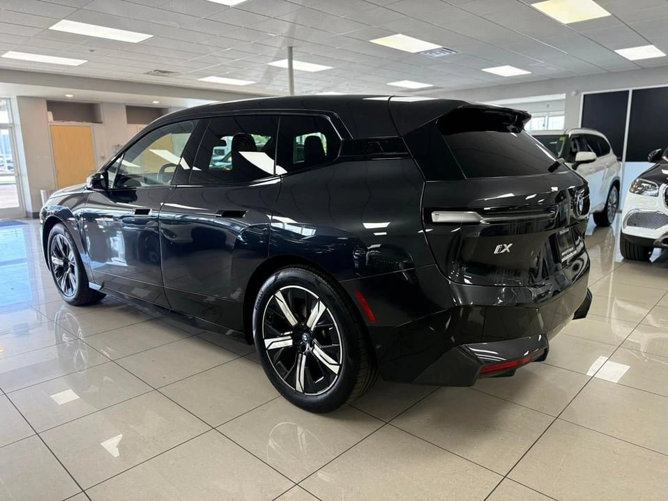2022 BMW I20 iX - Image 2 of 20