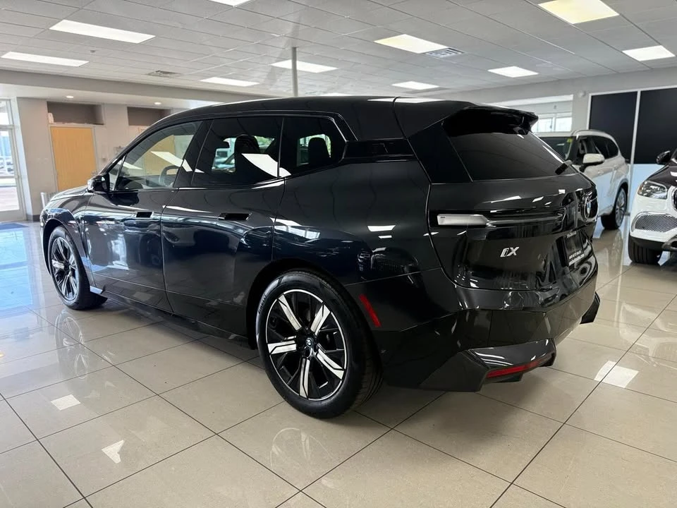 2022 BMW I20 iX - Image 2 of 20