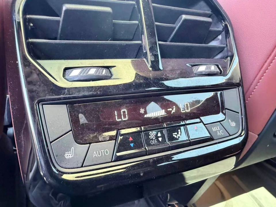 2022 BMW I20 iX - Image 12 of 20