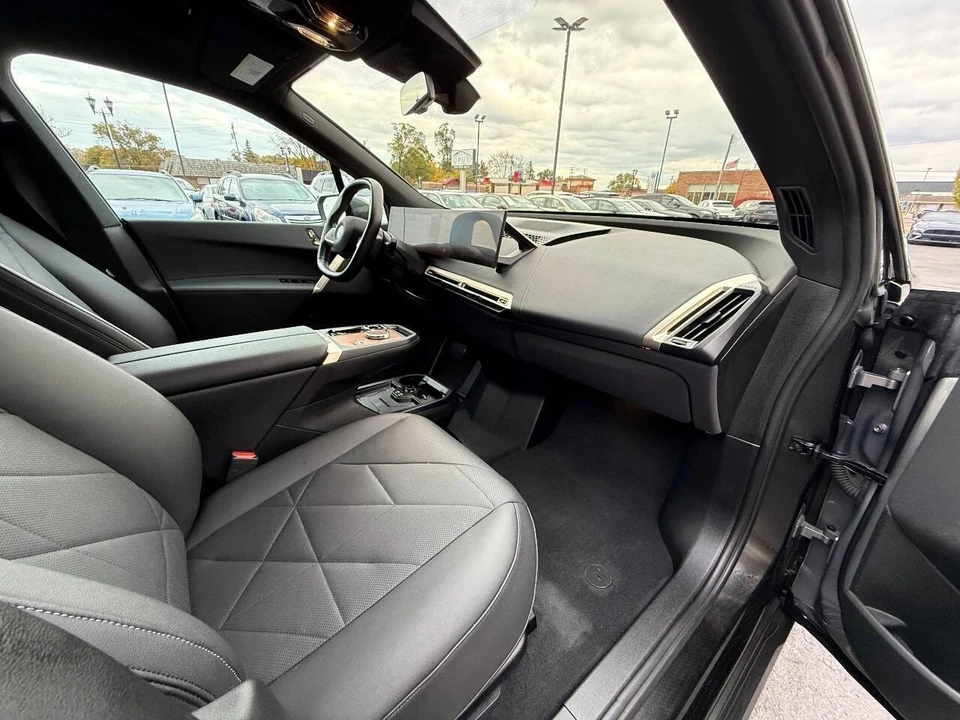 2022 BMW I20 iX - Image 17 of 21