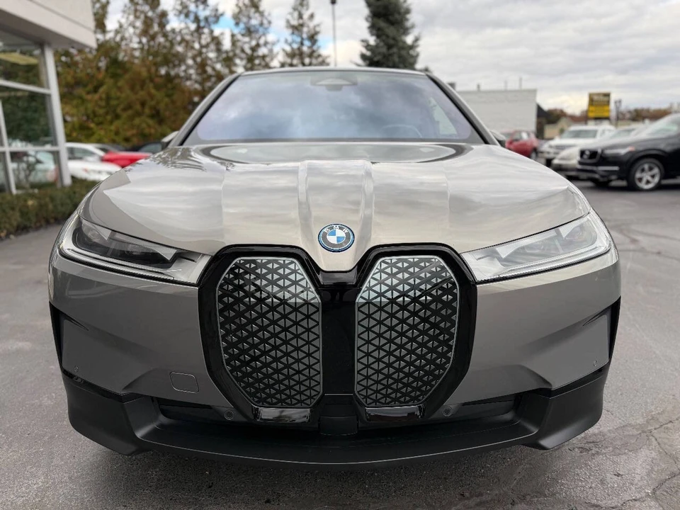 2022 BMW I20 iX - Image 8 of 21
