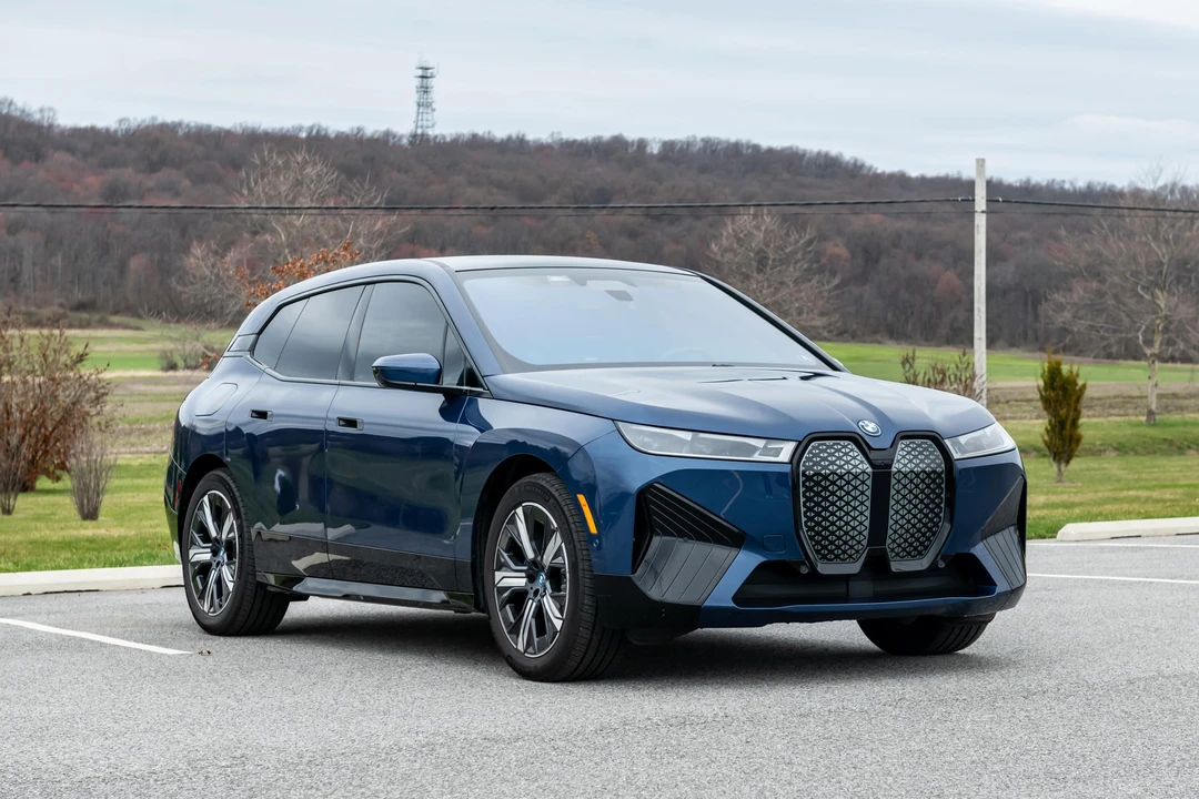 2022 BMW I20 iX - Image 7 of 31