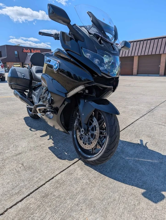 2022 BMW K1600 - Image 11 of 17
