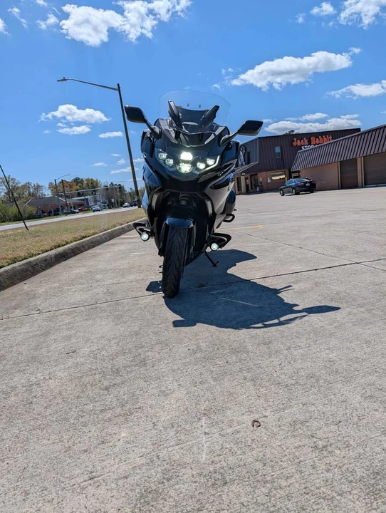 2022 BMW K1600 - Image 13 of 17
