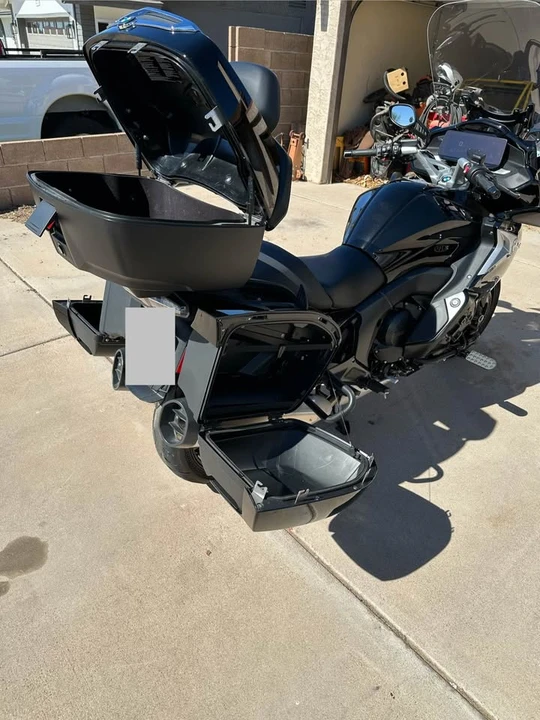 2022 BMW K1600 - Image 2 of 14