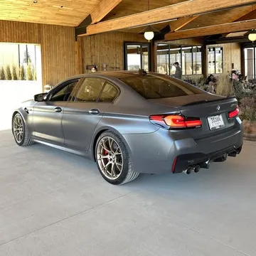 2022 BMW M5 CS