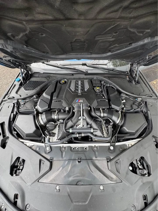 2022 BMW M8 - Image 9 of 11