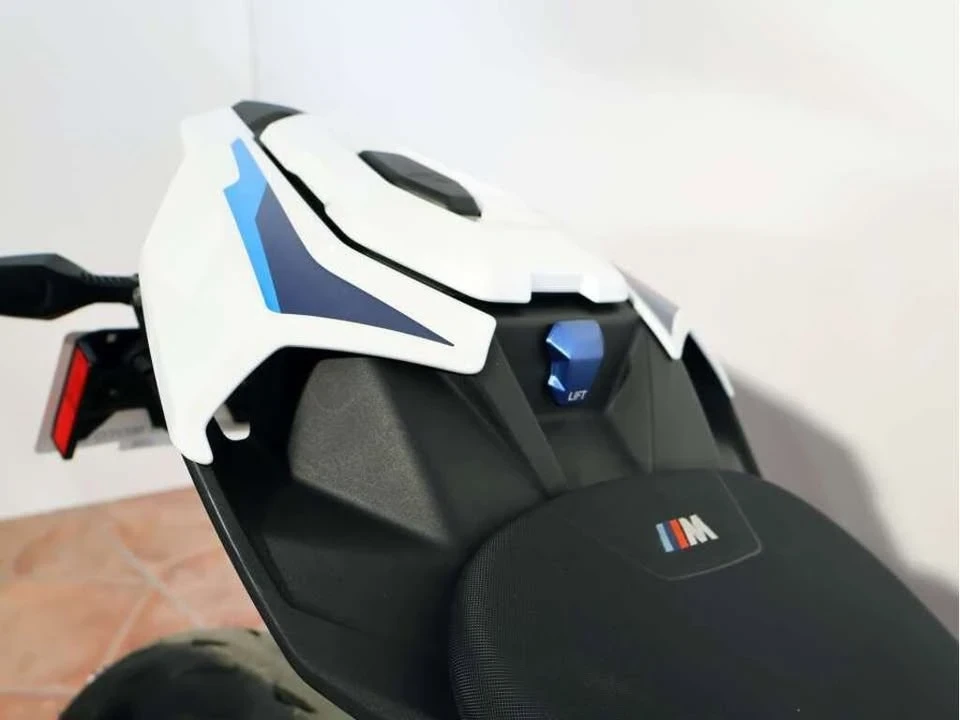 2022 BMW S1000 - Image 13 of 16