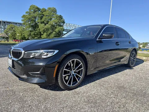 2022 BMW 330e