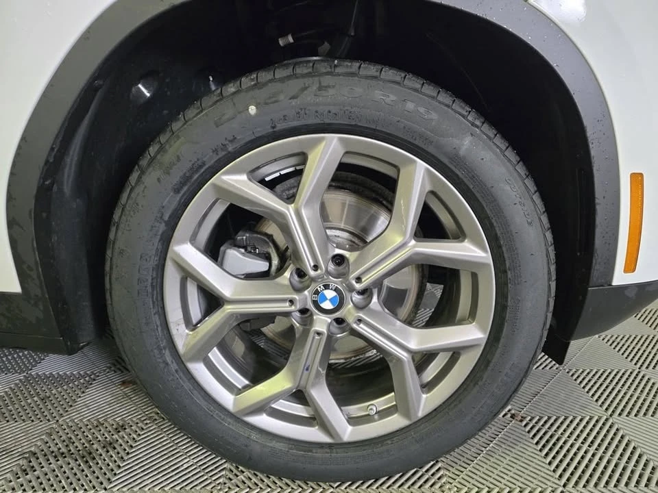 2022 BMW G01 X3 - Image 2 of 18