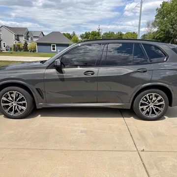 2022 BMW X5 M50i