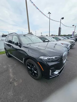2022 BMW X7 xDrive40i AWD
