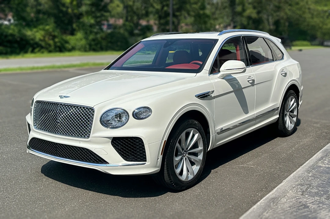 2022 Bentley Bentayga - Image 20 of 25