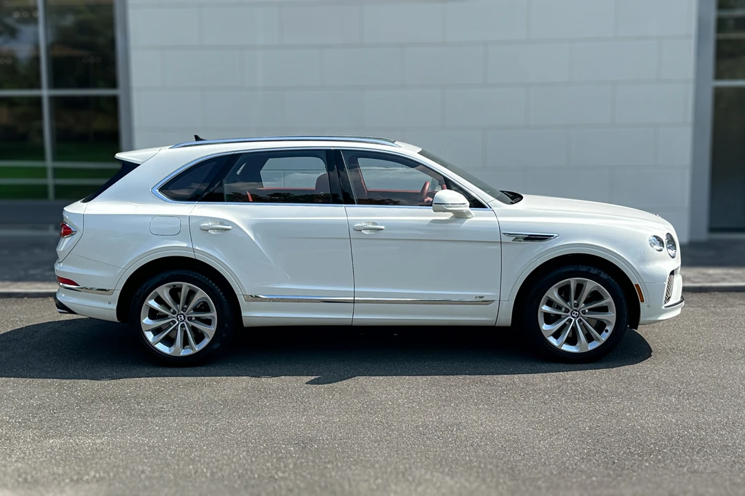 2022 Bentley Bentayga - Image 5 of 25