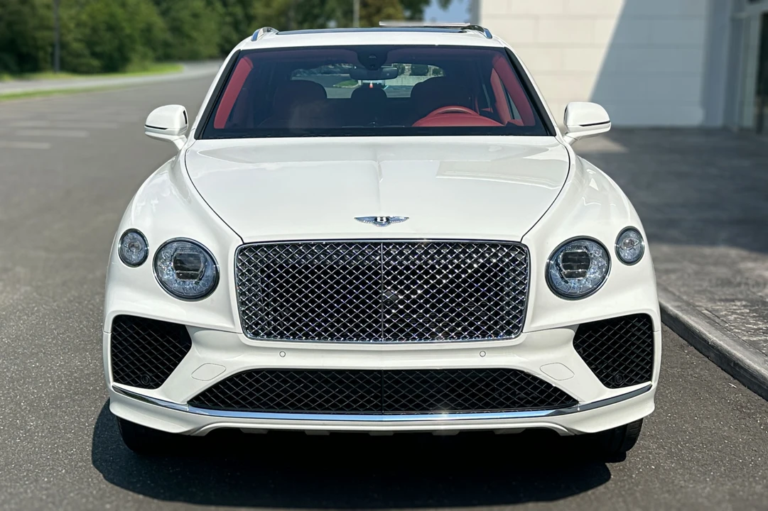 2022 Bentley Bentayga - Image 19 of 25