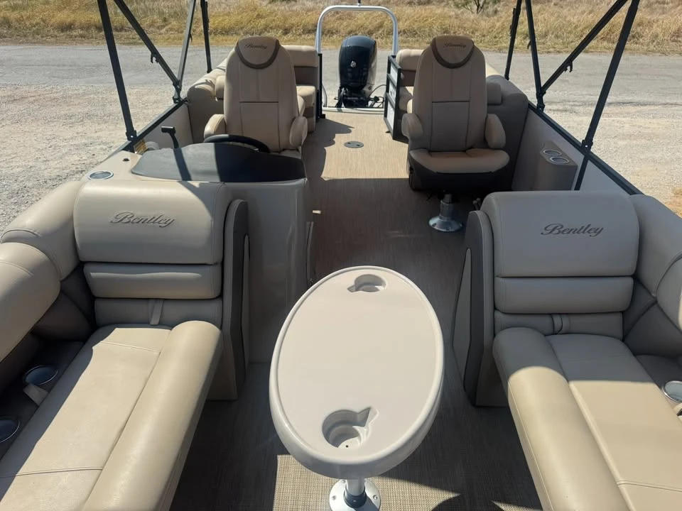 2022 Bentley - Image 15 of 15