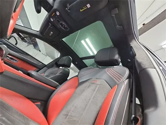 2022 Bentley Bentayga - Image 15 of 19