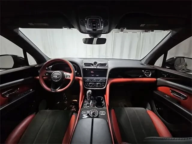 2022 Bentley Bentayga - Image 10 of 19