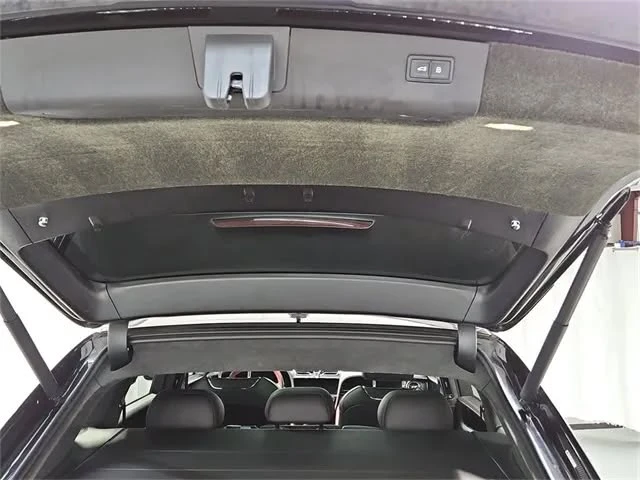 2022 Bentley Bentayga - Image 19 of 19