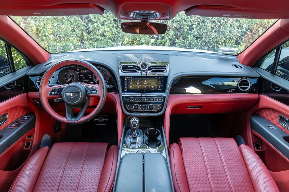 2022 Bentley Bentayga - Image 14 of 20