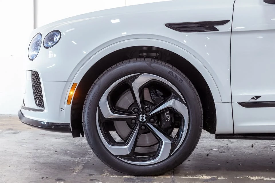 2022 Bentley Bentayga - Image 3 of 20
