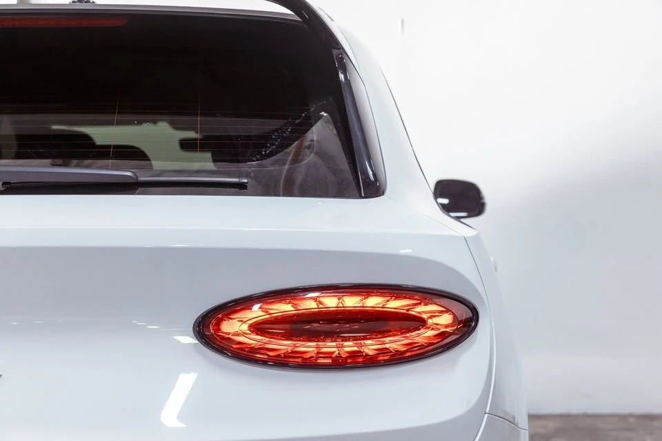 2022 Bentley Bentayga - Image 11 of 20