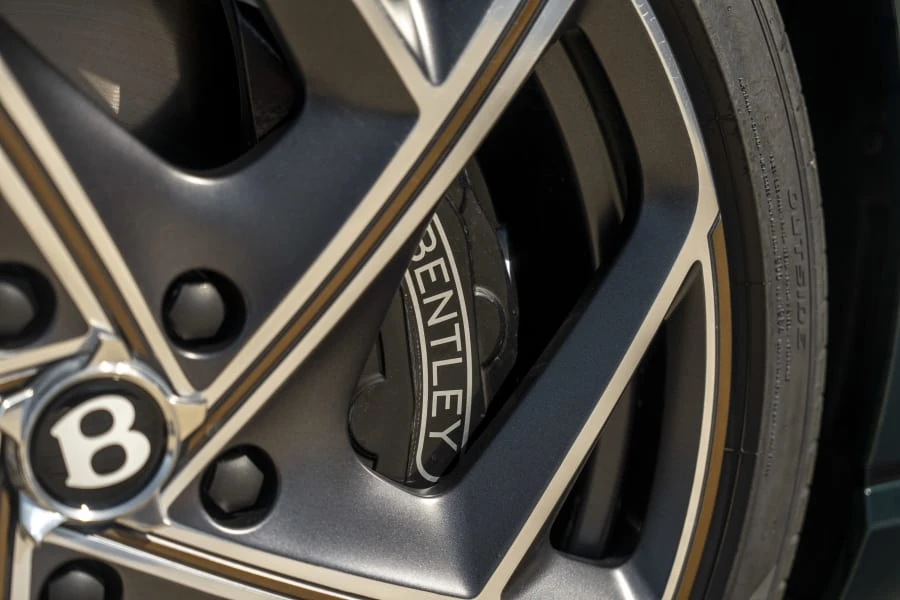 2022 Bentley Continental GT 3rd Gen - Image 11 of 31