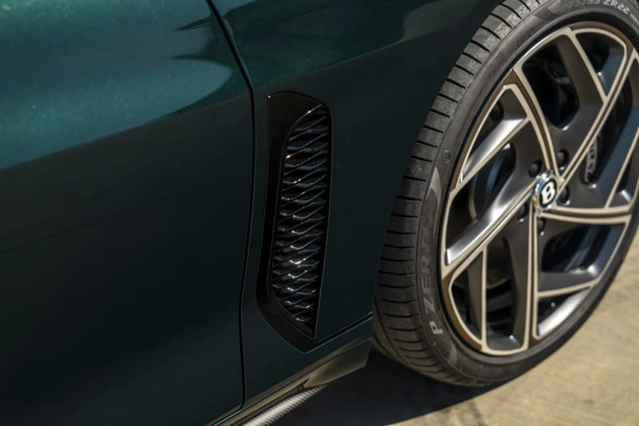 2022 Bentley Continental GT 3rd Gen - Image 19 of 31