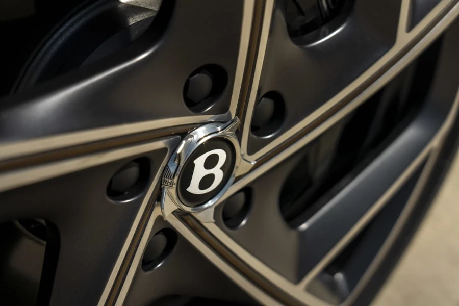 2022 Bentley Continental GT 3rd Gen - Image 15 of 31