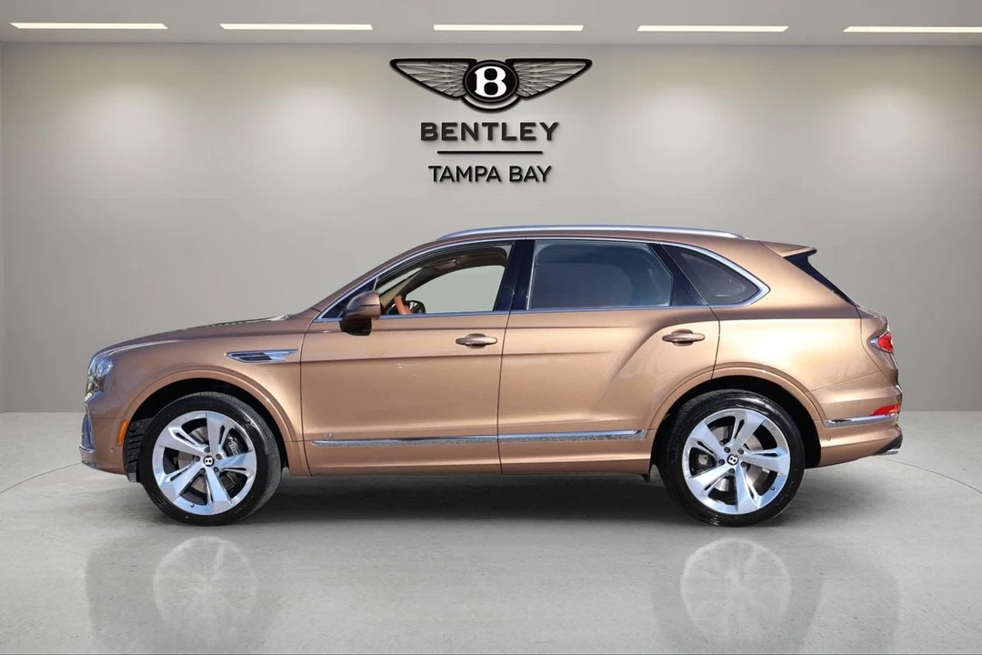 2022 Bentley Bentayga - Image 5 of 31