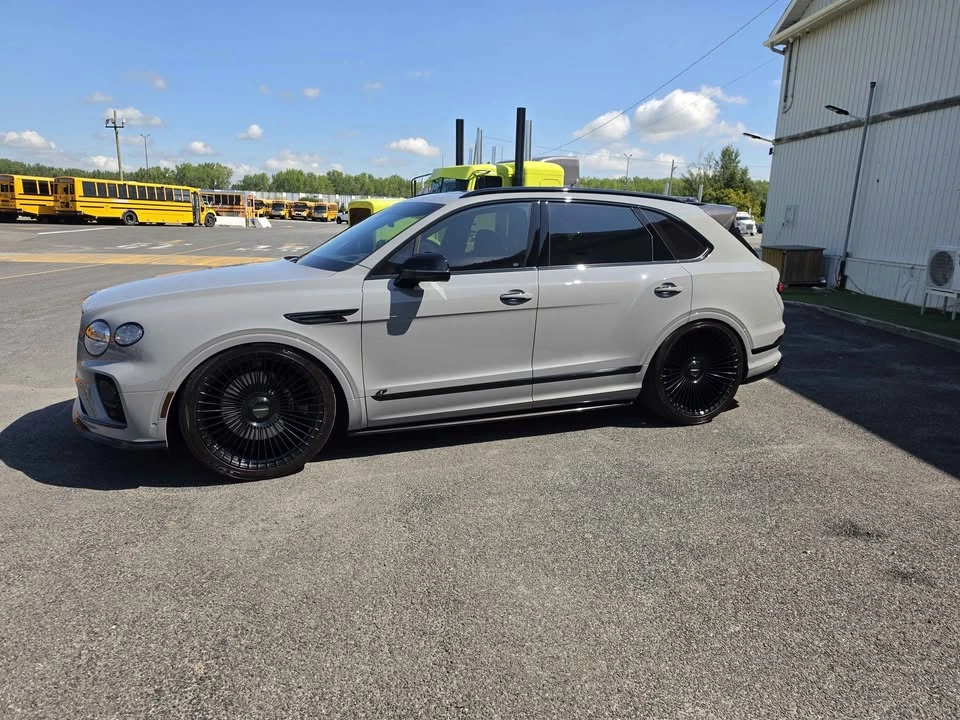 2022 Bentley Bentayga - Image 11 of 20