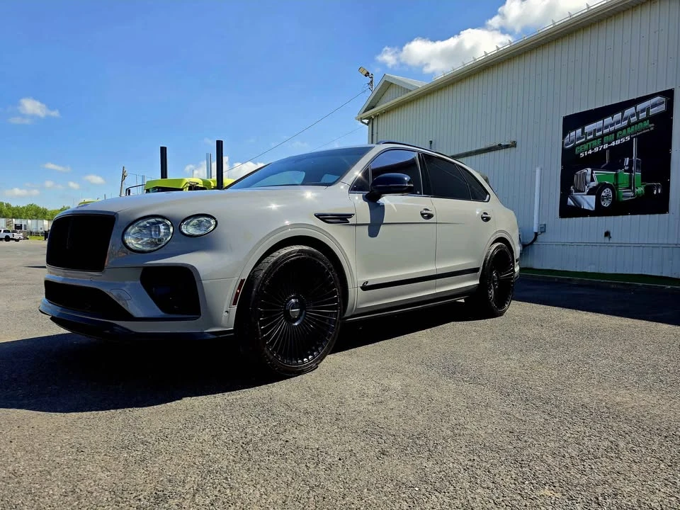 2022 Bentley Bentayga - Image 19 of 20