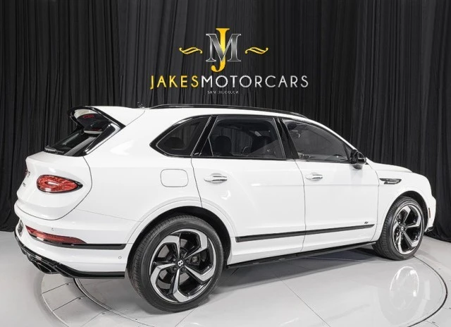 2022 Bentley Bentayga - Image 10 of 24